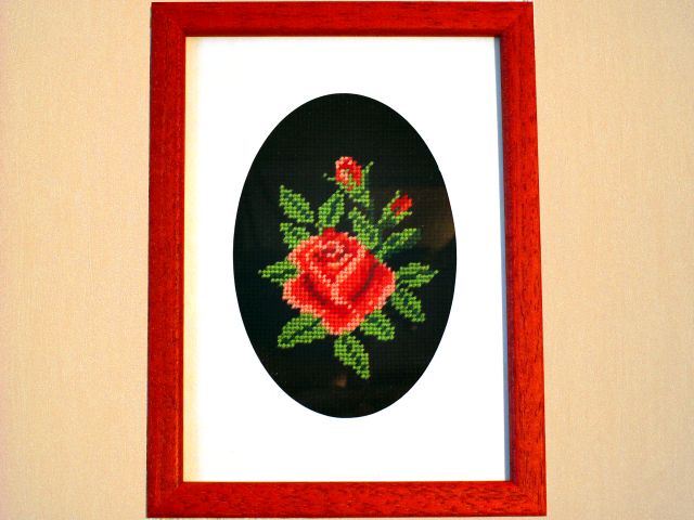 Maria: haftowane obrazy: kwiaty